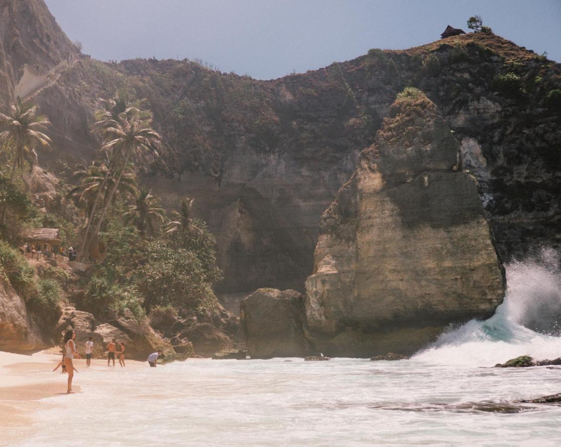 Tropical Glamping Nusa Penida - Private Romantic Seaside Bungalow Diamond Beach Pelilit Экстерьер фото